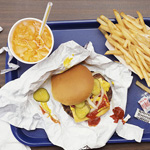 Estados Unidos: hallan tóxicos peligrosos en envases de comida rápida
